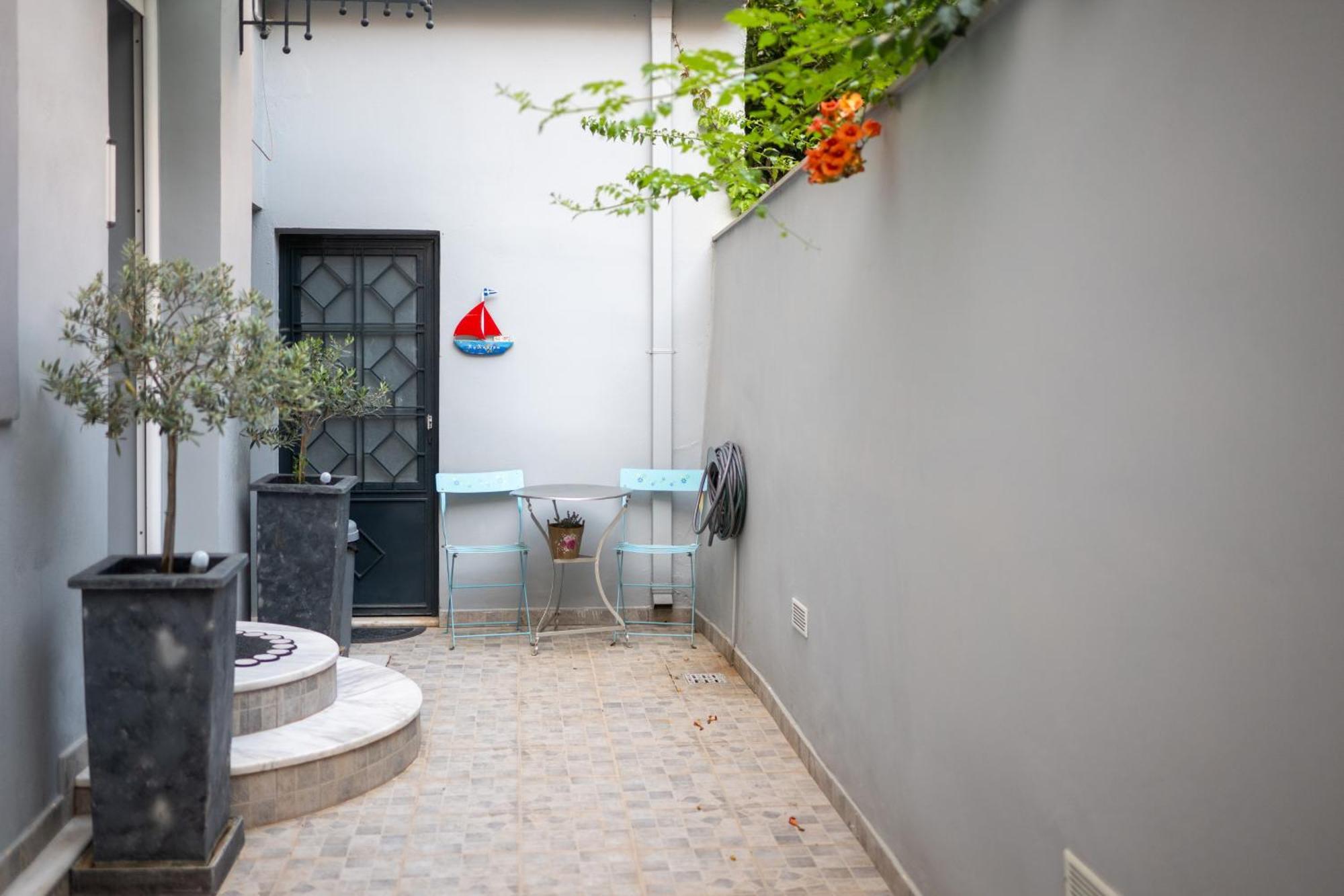 Il Centro Apartment Aigio Exterior foto